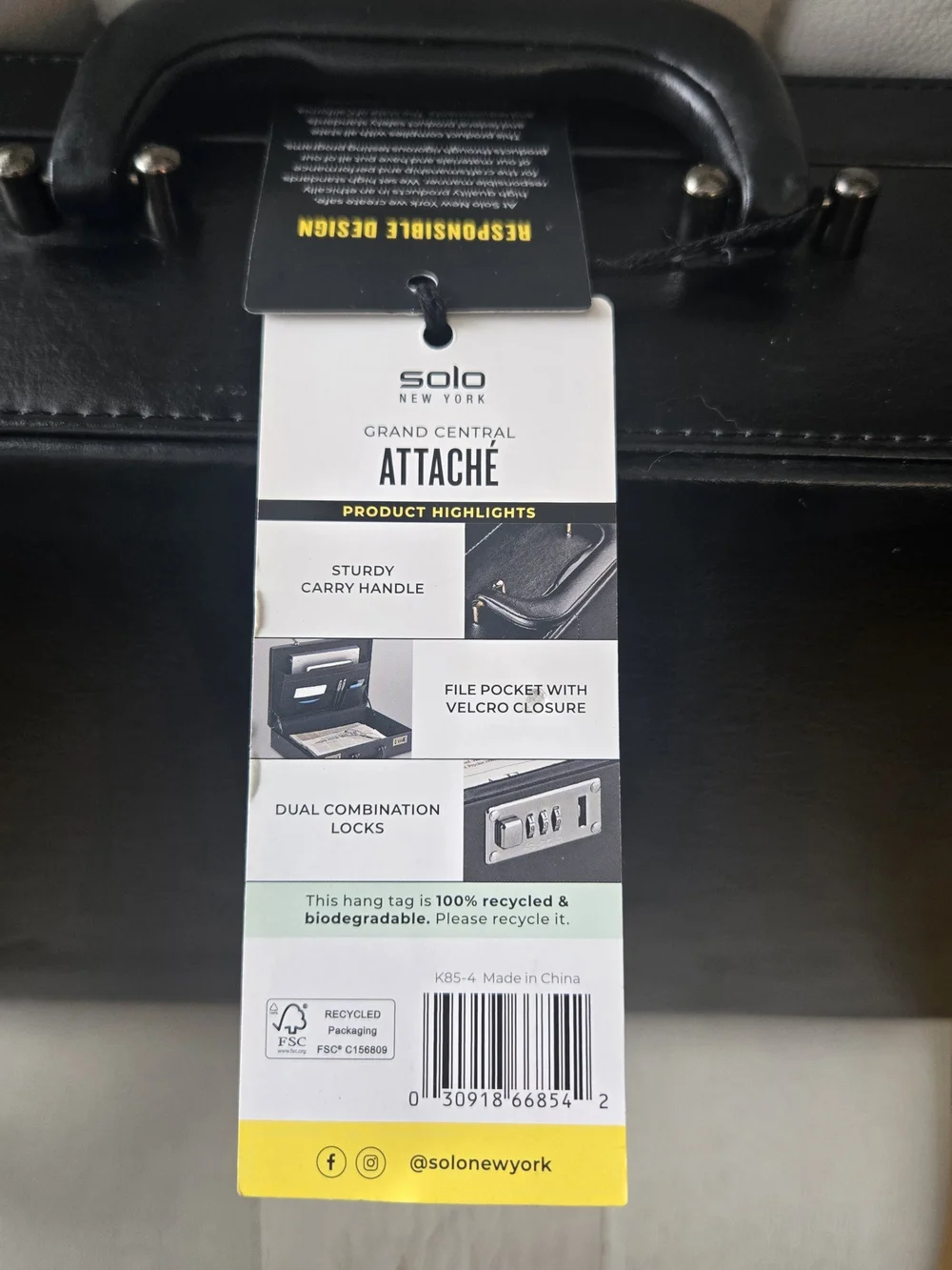 NWT Solo Black Briefcase Combo Lock organizer Inside